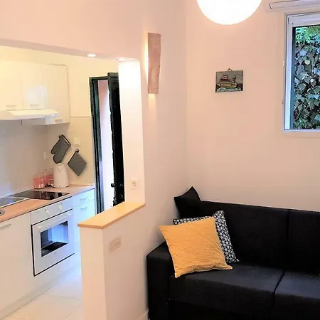 Apartment Bezic *